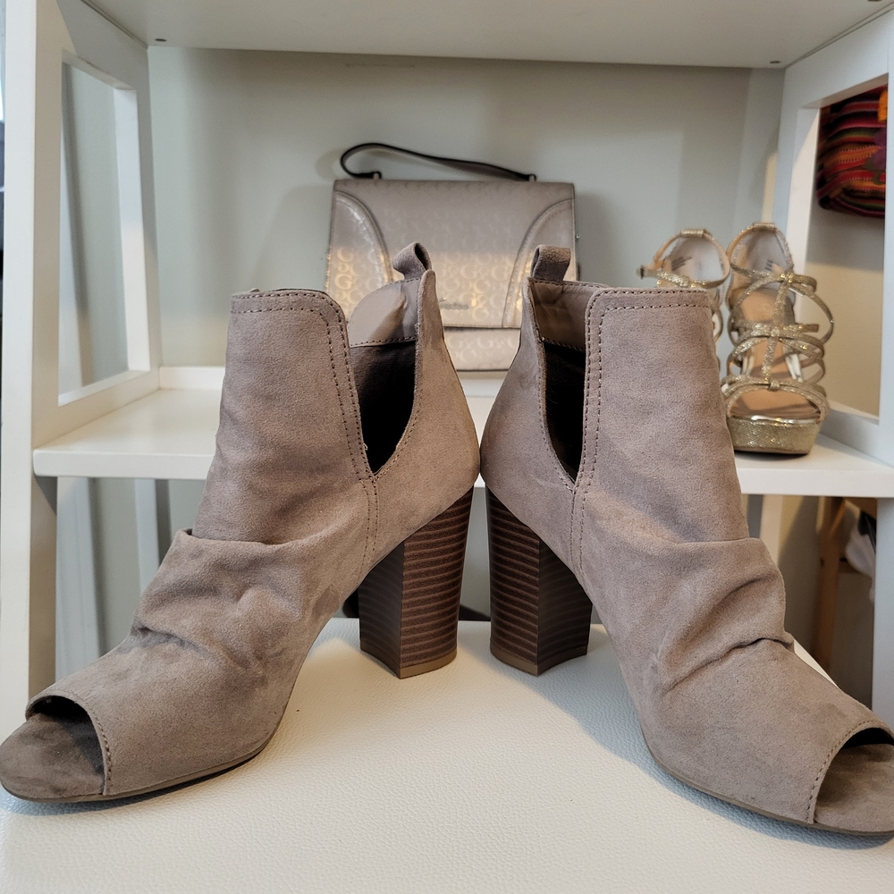 Brash Samika Women's Taupe Slip-on Side Cut Peep Open Toe Ankle Boot